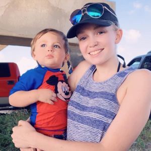 Meet your Posher, Britani